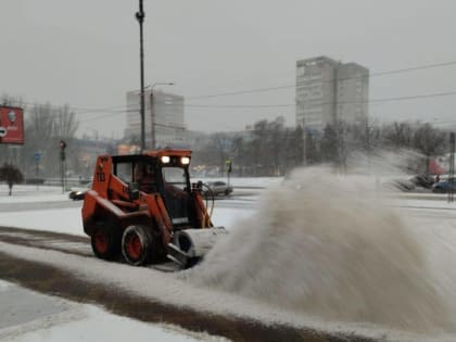 Градоначальник: “Донская столица оказалась во власти мощного снегопада”