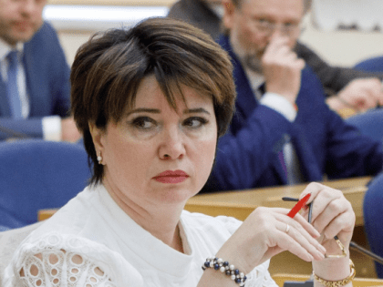 Депутат гордумы Наталья Оськина заявила, что ее не пускали в мэрию Ростова на ежегодный отчет Логвиненко