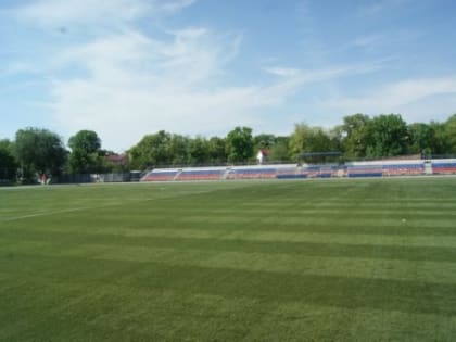 Школьная лига по футболу «Кожаный мяч» среди мальчиков средней группы. Результаты первого игрового дня.