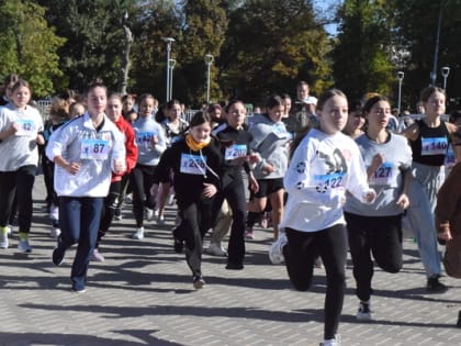 Шахтинцы «испытали себя» на соревнованиях по бегу (ФОТО, ВИДЕО)