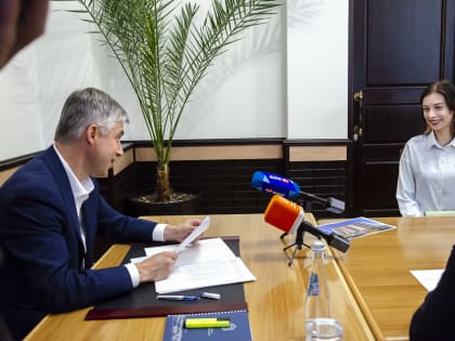 Глава администрации Алексей Логвиненко провёл приём ростовчан