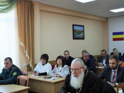 В малом зале Администрации района состоялось заседание антинаркотической комиссии Белокалитвинского района под председательством главы Администрации района Ольги Мельниковой