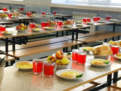 Жители Новочеркасска могут проконсультироваться по вопросам школьного питания