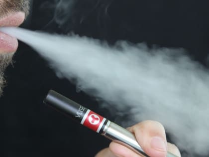 В Минздраве предложили запретить продажу вейпов