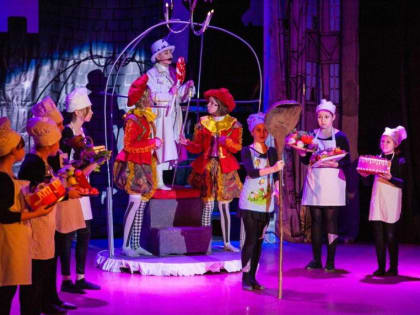 На Волгодонск обрушилась «Театральная весна»: 25 спектаклей за 4 дня было показано на городских сценах