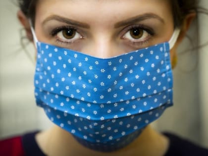 Роспотребнадзор не видит необходимости возвращать ограничения на фоне стабильной ситуации с COVID-19