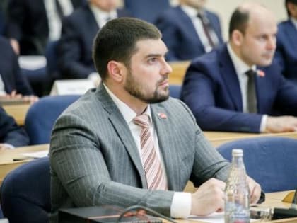 Депутат гордумы Ростова предложил включить в школьную программу авторов из Донбасса