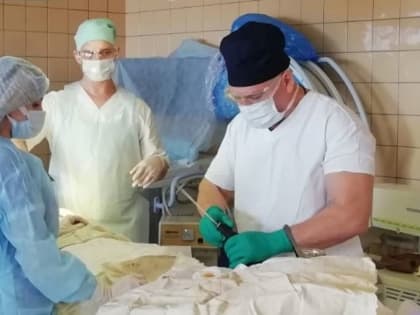 Около 1000 медиков-добровольцев из России приехали на помощь коллегам в Донбасс