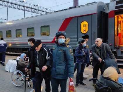 Почему на главный вокзал Ростова приезжало много карет скорой помощи