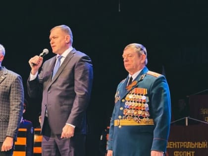 Глава администрации Новочеркасска вручил четверым горожанам памятные медали «80 лет Победы в Великой Отечественной войне»