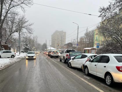 В Ростове столкнулись четыре машины: пострадал один человек