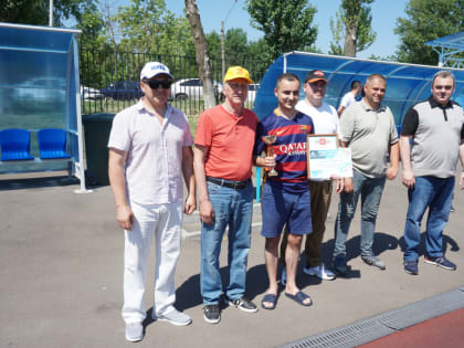 В Аксае провели футбольный турнир среди политических партий