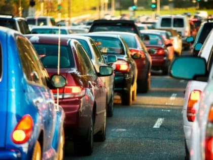 Под Ростовом два водителя затеяли драку рядом с постом ГИБДД