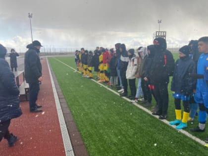 Традиционный турнир, посвященный памяти заслуженного тренера России Владимира Нечепуренко снова завершился победой УОР