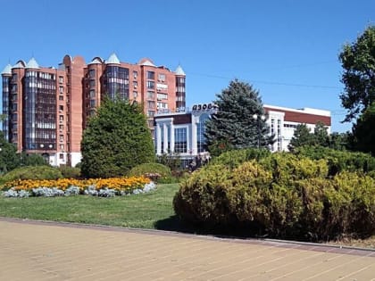 В праздничные выходные в Азове будет тепло, но облачно