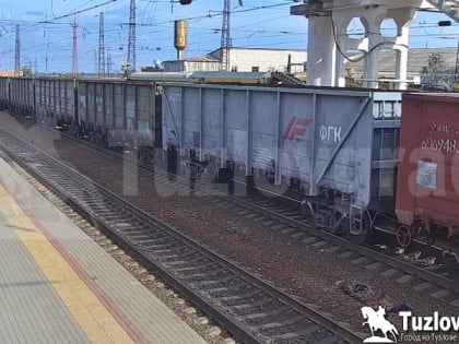 В Новочеркасске пенсионерка погибла под колесами поезда, видео