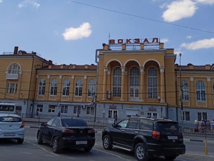 «Зонтичное утро»: в Таганроге организуют дополнительные парковки