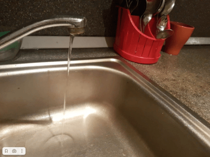 Ни холодной, ни горячей: холодное водоснабжение отключат в некоторых домах «старого города»