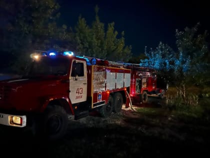 В Донецке сгорел гараж + ВИДЕО