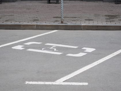 В Ростове обновили дорожную разметку на Западном и Северном