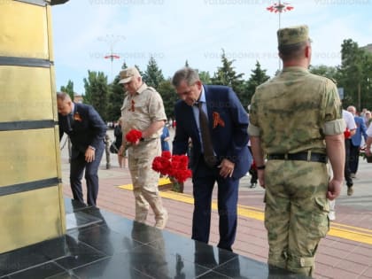 В День памяти и скорби в Волгодонске прошли возложения цветов к памятникам ВОВ
