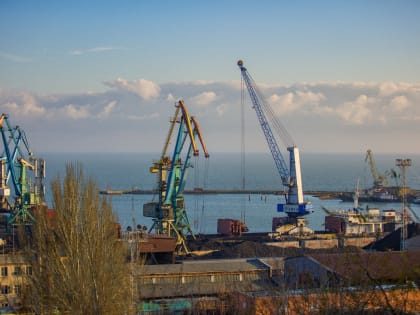 Нарушения в документации морского порта Таганрога нашла прокуратура