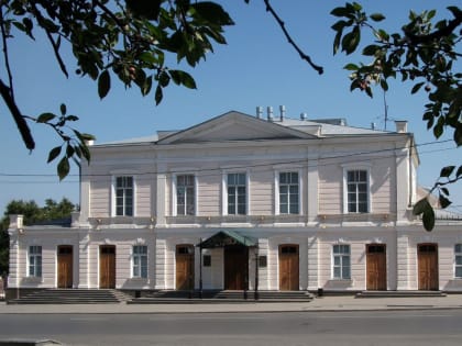 В Таганроге готовят проектные документы на ремонт фасада театра