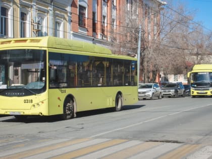 Ростовчанка заявила о проблеме попасть на работу из-за переполненных автобусов