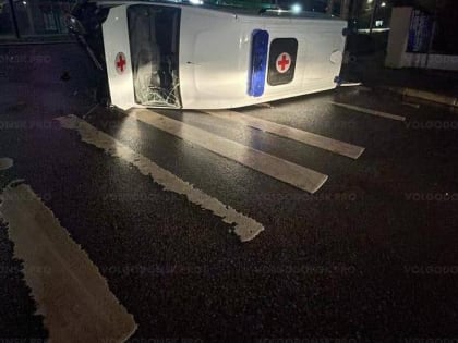 В Ростове опрокинулась «Скорая помощь» из Цимлянского района