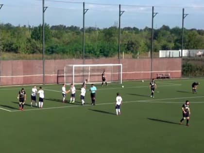 Новочеркасские футболисты отобрали очки у лидера чемпионата Ростовской области