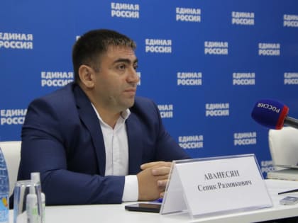 Политолог: Речь Владимира Путина перед подписанием договоров о вхождении в состав России новых территорий созвучна времени и закладывает фундамент будущего