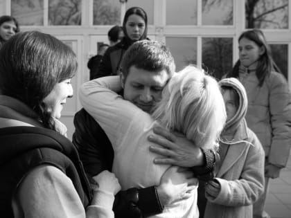 Борис Корчевников: «Я приехал к вам потому, что не мог не приехать!» Директор канала «Спас» посетил ПВР в х. Красный Десант