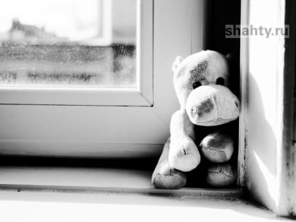 Выпал из окна 6 этажа 3-летний малыш в Ростовской области: мальчик остался жив