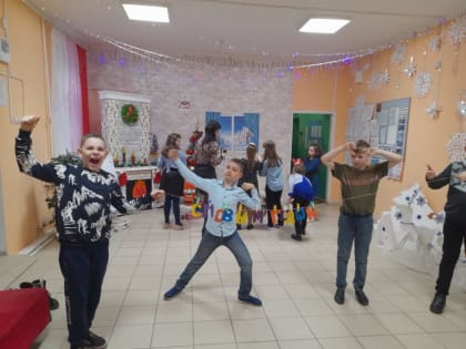 «Новогодние забавы» на Станции юных техников
