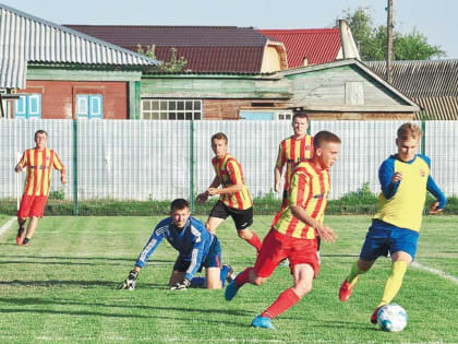 «Кристалл» одержал победу