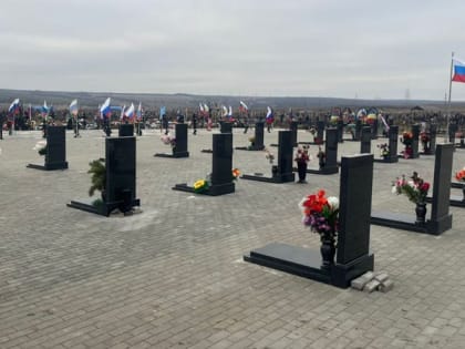 В Новочеркасске продолжается благоустройство мемориального комплекса памяти погибших на СВО