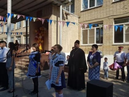 Прокуратура проверит станичную школу, где детей кормили макаронами с червями