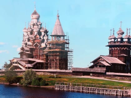 Празднование Происхождения честных древ Креста Господня