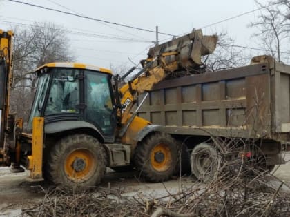 В Каменске-Шахтинском проходят субботники