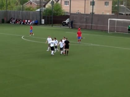 Новочеркасские футболисты одержали новые победы в чемпионате Ростовской области