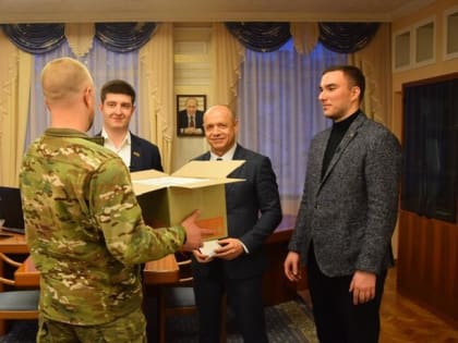 Медикаменты бойцам СВО курского направления передали в Шахтах