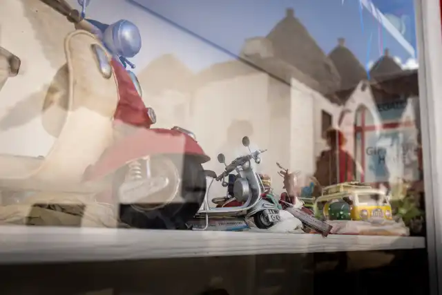 Alberobello und Schaufenster