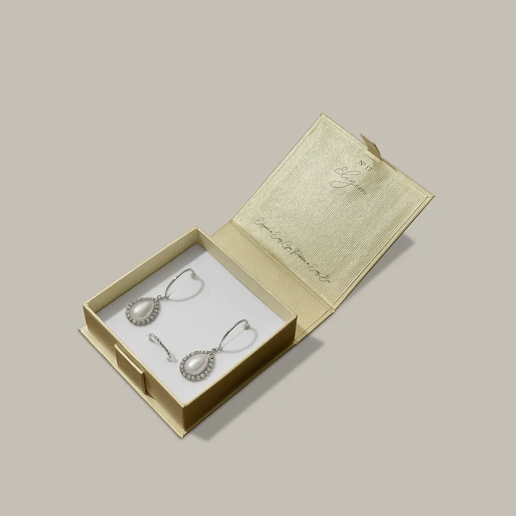 Classy Custom Earring Boxes | Earring Packaging | BoxLark