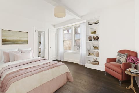 61_W_9th_St_5C-9