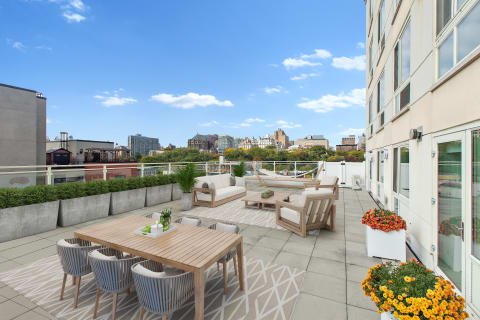 301_W_115th_Street