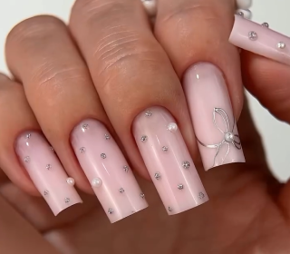 Приклад форми Arched square nail дизайн