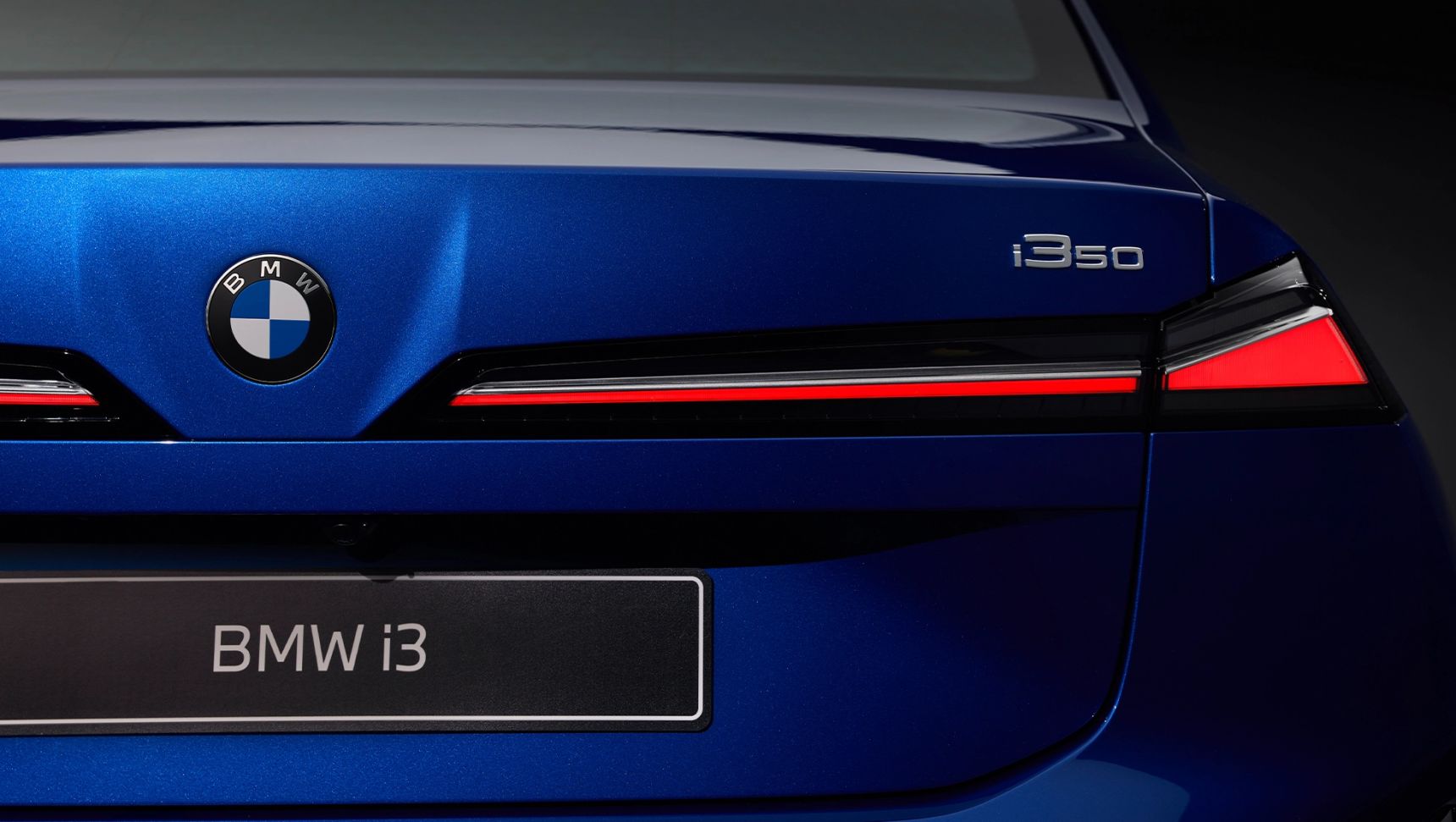 BMW_unveils_the_new_i3-_the_all-electric_3_Series_that_could_redefine_the_segment