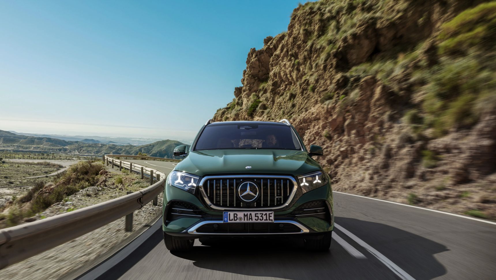 New 2026 Mercedes-AMG GLE 53 Hybrid green front