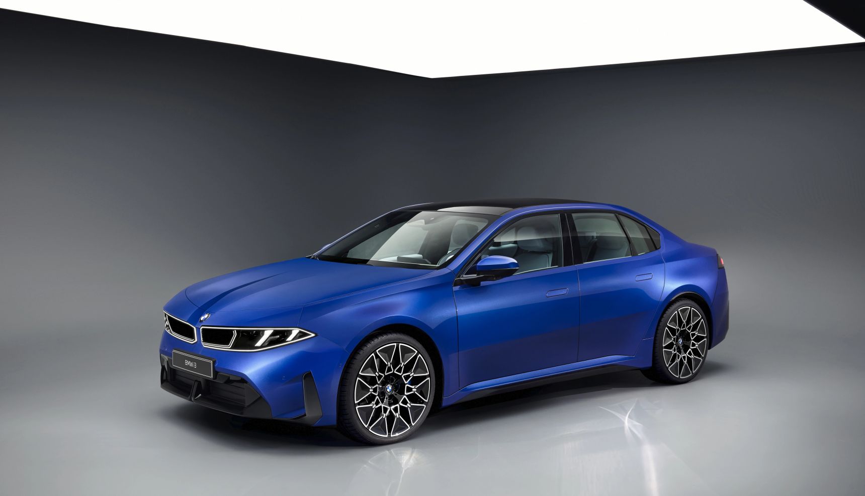 2026_BMW_i3_Exterior_M_Le_Castellet_Blue_HD_Wallpaper