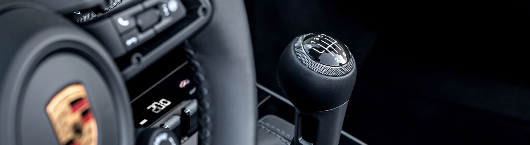 Porsche_s_next_idea-_a_gearbox_that_feels_manual_or_automatic_depending_on_your_mood